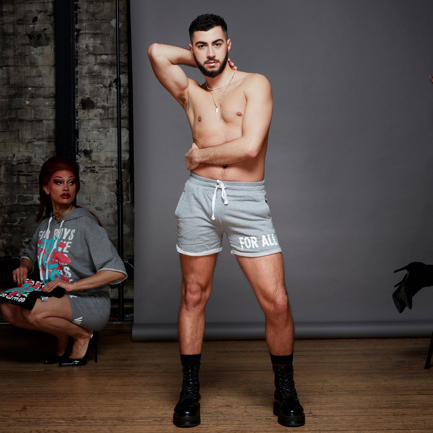 SHORTS | GREY
